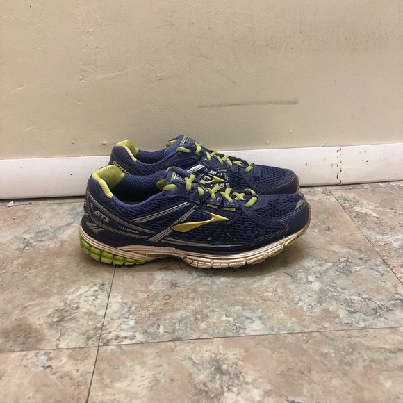 brooks adrenaline womens 8.5